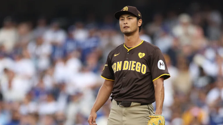 Padres News: Blue Jays sign former pitcher, Yu Darvish on Roki Sasaki, free agency