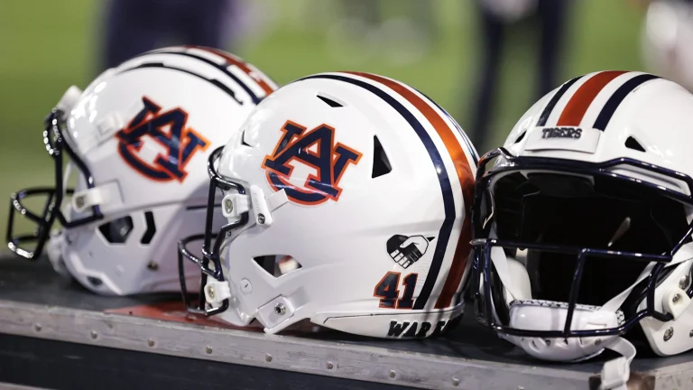 REPORT: Auburn Tigers Linebacker Enters Transfer Portal