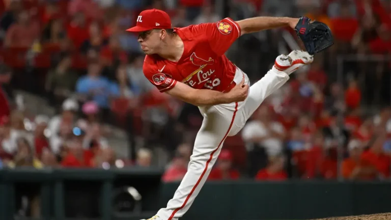 Trade talks are heating up between the Toronto Blue Jays and St Louis Cardinals regarding a pitcher