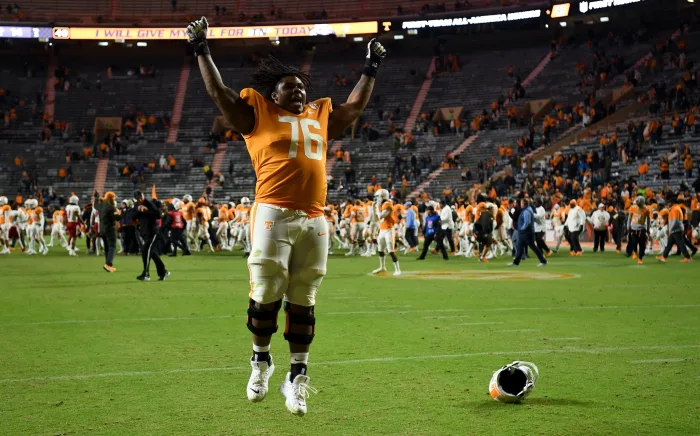 BREAKING: 5-year Vols starter sends heartfelt goodbye to Tennessee