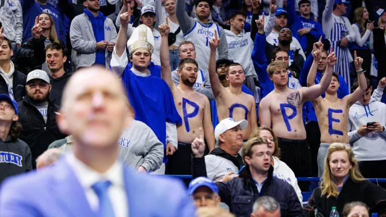 Mark Pope’s coaching perspective: Big Blue Nation’s support is as unbelievable as ever