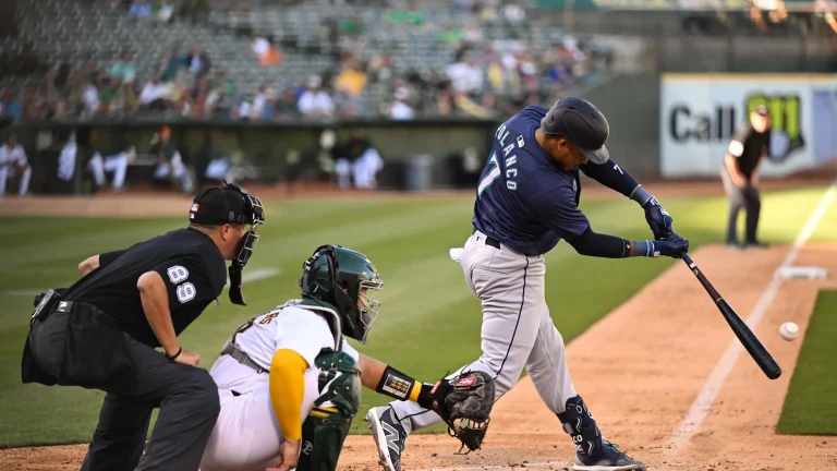 Houston Astros Reportedly Made Contract Offer to Former Mariners INF