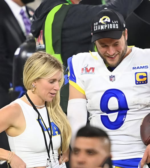 Ex-Lions QB Matthew Stafford’s Wife Offers to Leave Home Before Vikings Game