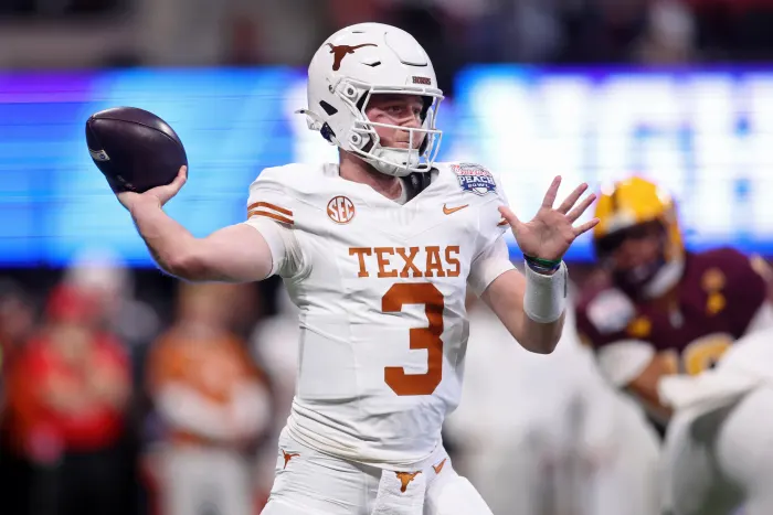 Texas RB Sends Subtle Message To Quinn Ewers After Advancing to CFP Semifinal