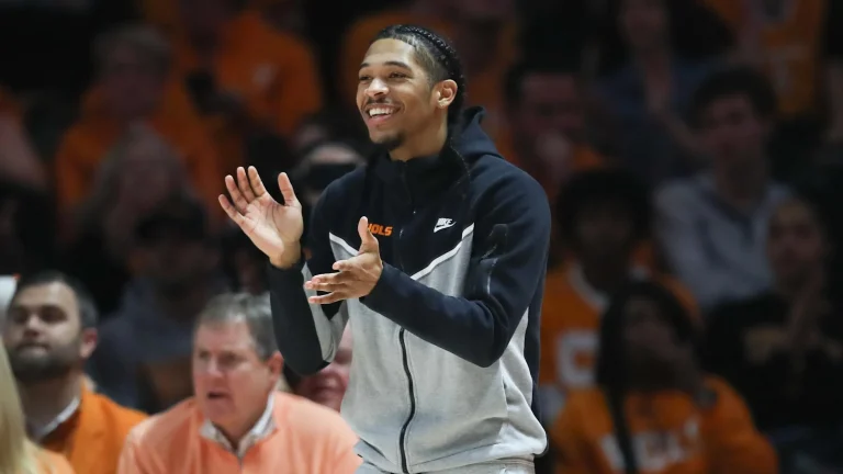 Zakai Zeigler leaves door wide open for a Tennessee Vols return next season