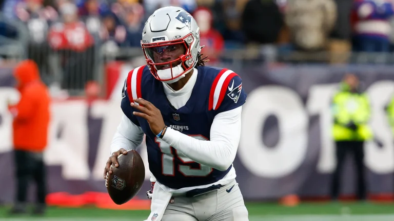 Patriots need to seriously consider trading away prime candidate this offseason