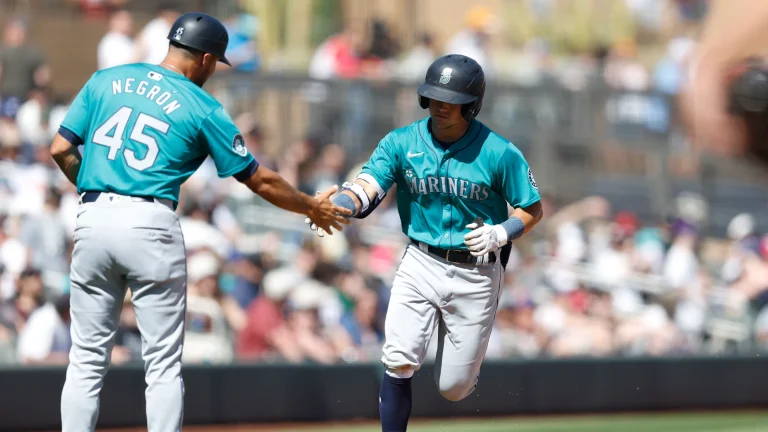 3 biggest trade chips for the Mariners entering spring training