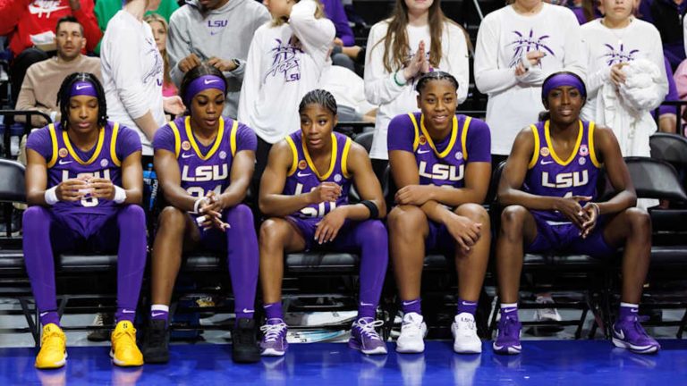 LSU Women’s Basketball Duo Named to Naismith Award Watch List