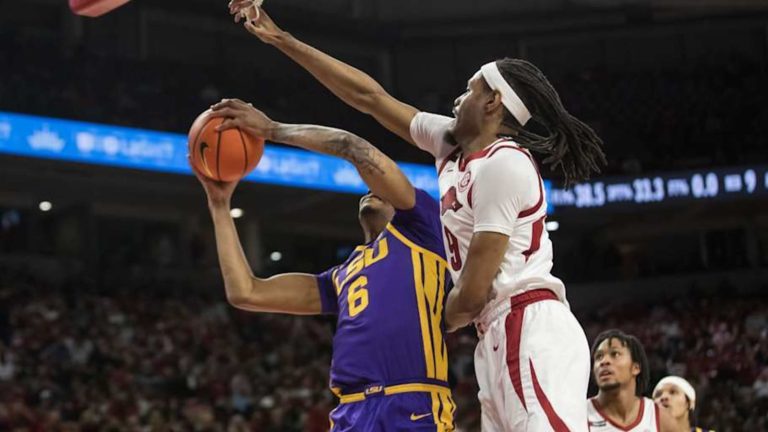 Aidoo Emerges as Unsung Hero In Arkansas’ Win Over LSU