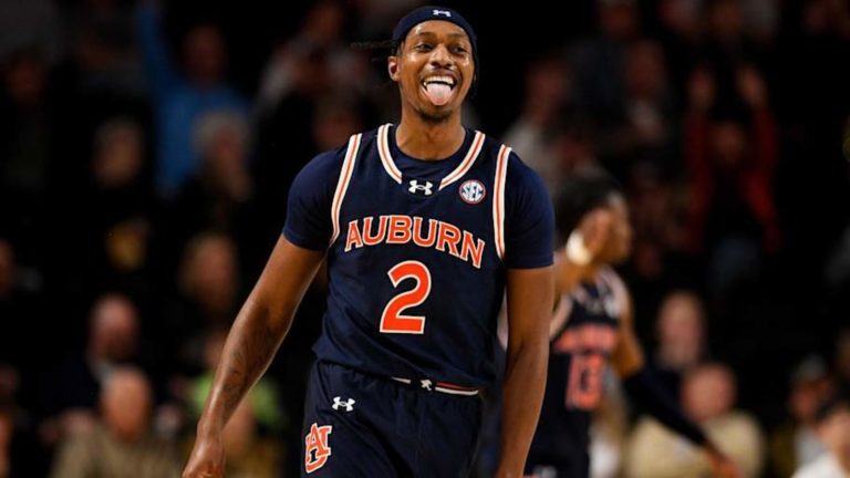 Auburn Senior Guard Earns Conference Honor for First Time