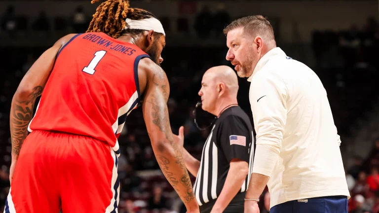 Chris Beard Seeking More ‘Consistency’ From Ole Miss Basketball in Late-Season Run