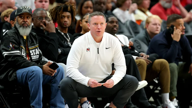 Georgia basketball topples No. 3 Florida, keeps NCAA Tournament hopes alive