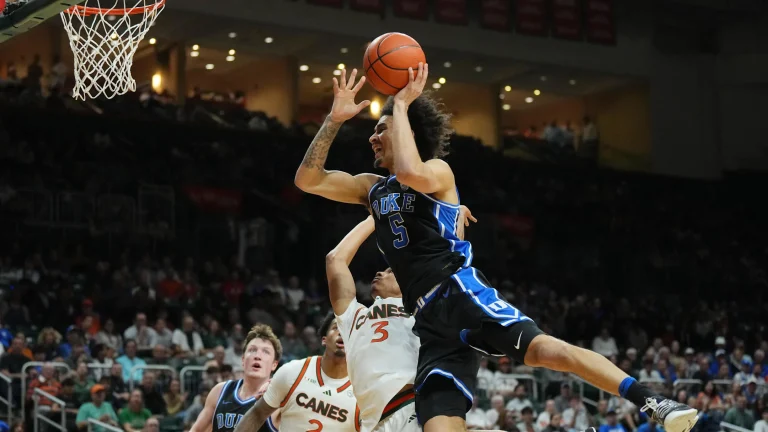 Jon Scheyer provides no clarity on Tyrese Proctor injury as he leaves on crutches