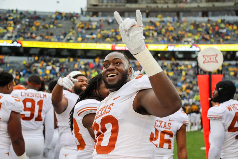 “We should win the natty in two years”: Charles Omenihu bets on Arch Manning to lift Texas to glory