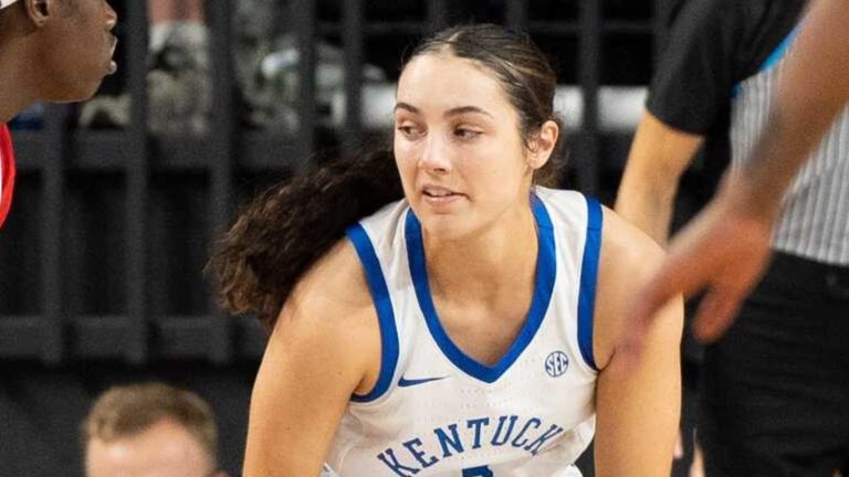 No. 15 Kentucky women set multiple records in blowout win