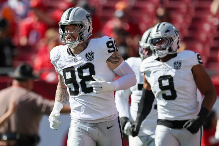 Maxx Crosby drops bombshell on his future with Raiders: “Don’t wanna join the damn Chiefs”