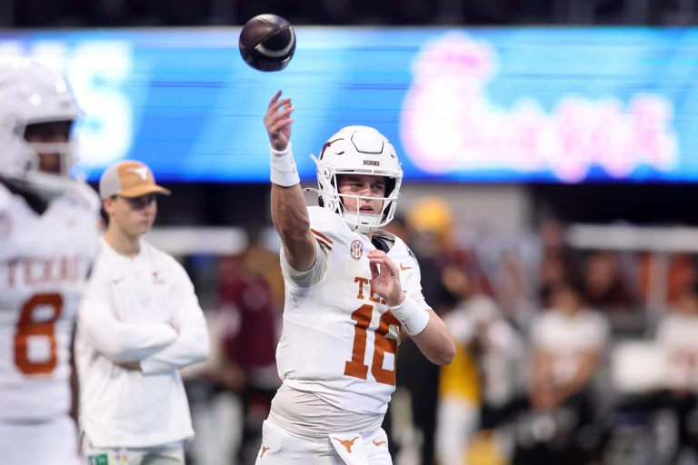 “You don’t have to be Peyton or Eli”: CFB insider has clear message for Arch Manning as Texas prepares for 2025-26 clash against Ohio State