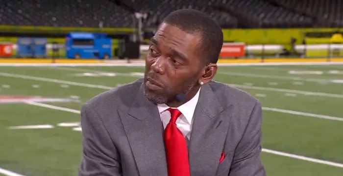 Randy Moss gets choked up during incredible welcome back video on NFL countdown after being diagnosed with cancer