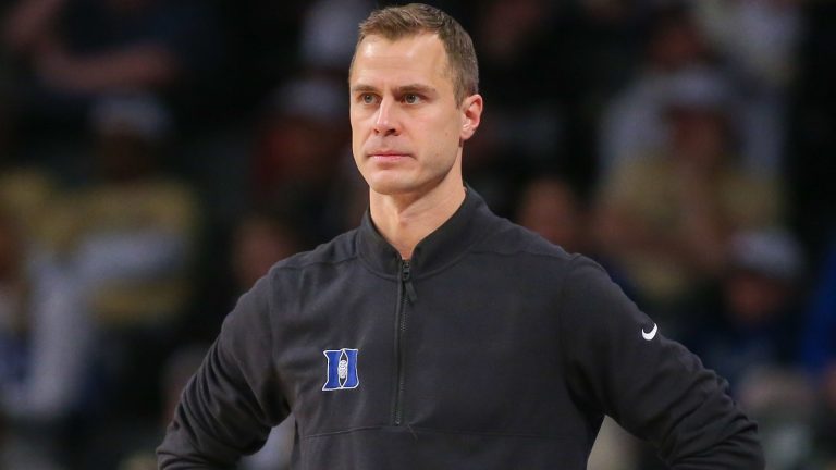 Duke’s Jon Scheyer not happy with report about his assistant