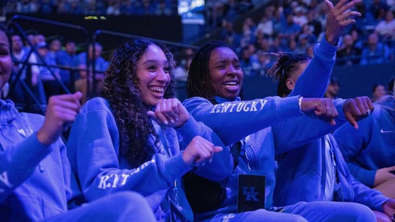 Kentucky Wildcats WBB Host Senior Night vs. LSU