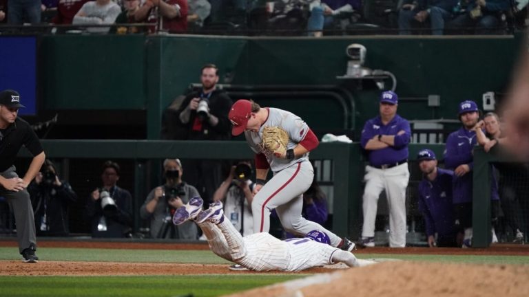 Noah Franco Tallies 2 Hits as Horned Frogs Fall to Arkansas Razorbacks