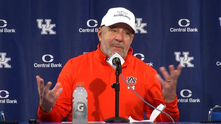 Bruce Pearl Jokes about Coaching Change Rumors after No. 1 Auburn Blows Out Kentucky