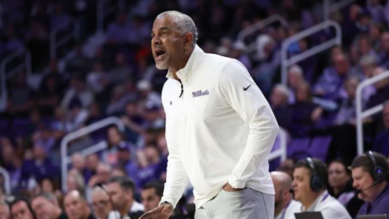 Jerome Tang Demands More Consistency From Kansas State Starting Five