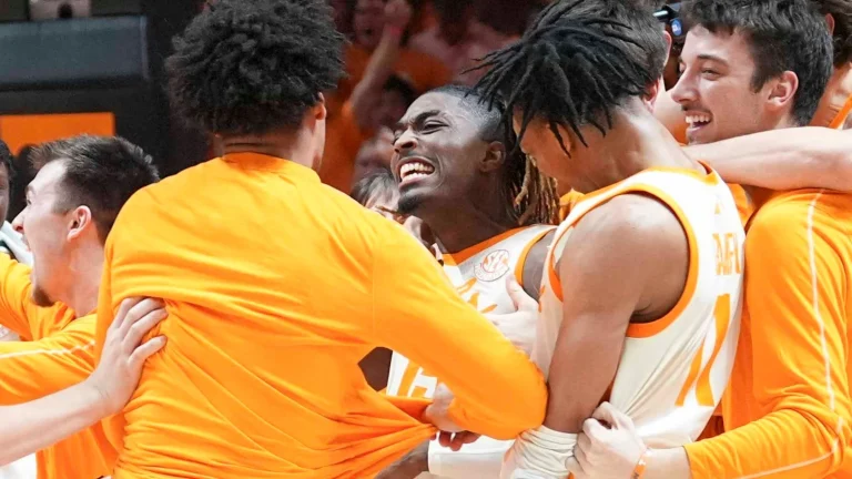 Jahmai Mashack dedicating game-winner over Bama to his parents is heartwarming