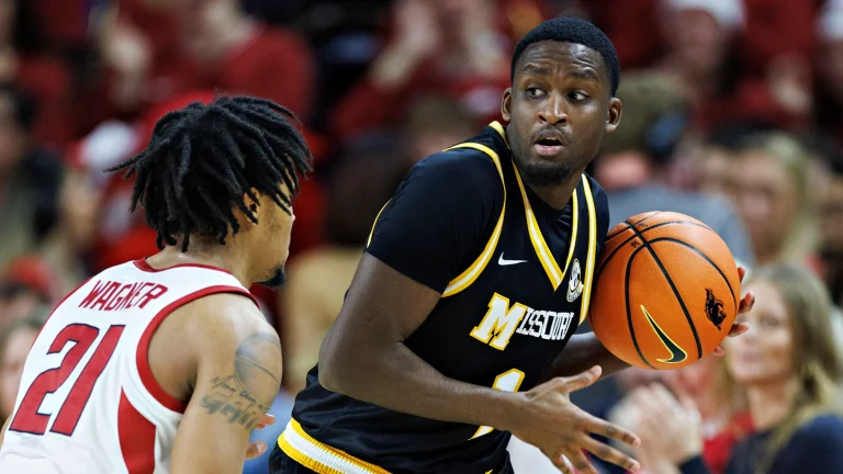 Mizzou Hoops Drops a Spot in AP Poll, Falling to No. 15