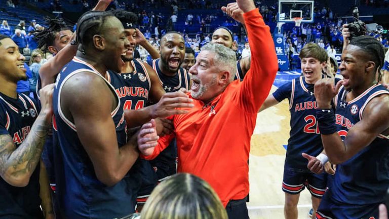 Auburn’s Pearl Sends Message After SEC Regular Season Title Clinch