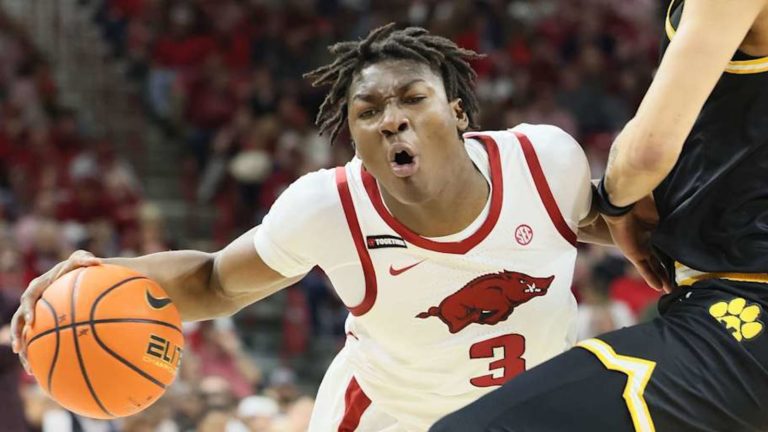 Razorbacks’ Chance to Dance Tied to Status of Thiero’s Knee