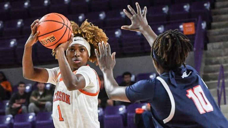 Clemson Tigers Eliminated from ACC Tournament in OT Loss to Louisville