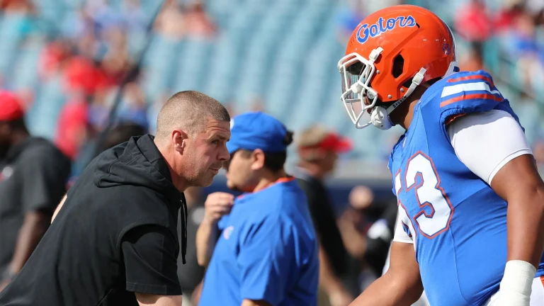 Right tackle position for Florida Football has some clarity as spring camp opens