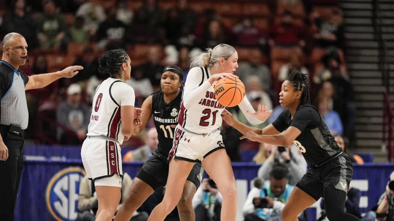 South Carolina advances to SEC Tournament semifinals after dominating Vanderbilt