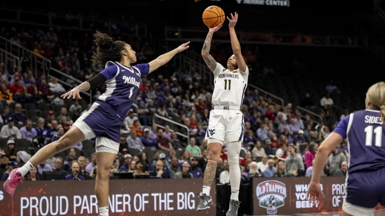 ‘Splash Sisters’ lead No. 16 WVU women’s basketball to Big 12 Tournament semifinal in ‘gutty’ win