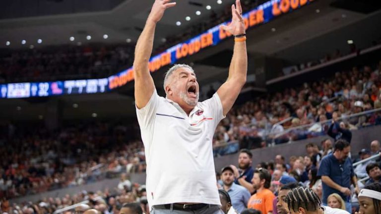 Auburn Head Coach Sends Message After Losses, Ahead of SEC Tournament