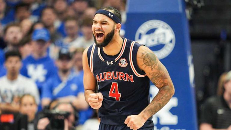 First-Big National Player of the Year Award for Auburn’s Johni Broome