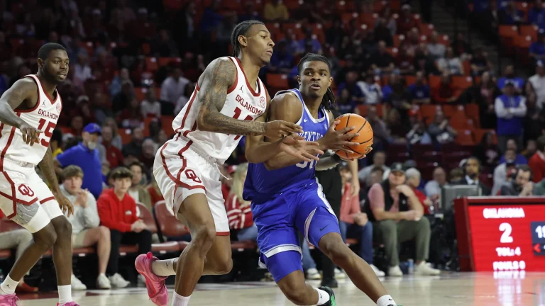 Kentucky will face an Oklahoma team fighting for their NCAA Tournament life in the SEC Tournament