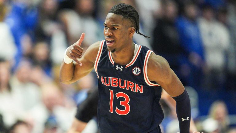 No. 1 Auburn picks up rare win at Rupp Arena against No. 17 Kentucky