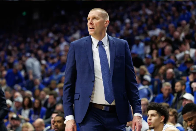 Insider Reveals Kentucky’s Major Transfer Portal Move as Mark Pope Races Against March Madness Crisis