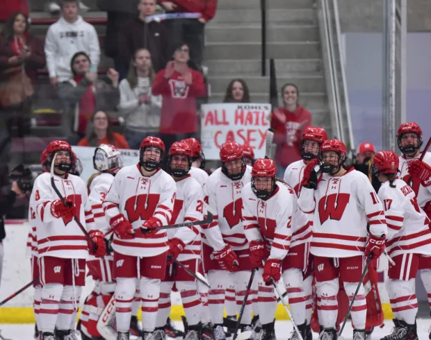 ‘It’s Supposed to Be Fun’ – Wisconsin Women’s Hockey ‘Keeping it Loose’ Before NCAAs