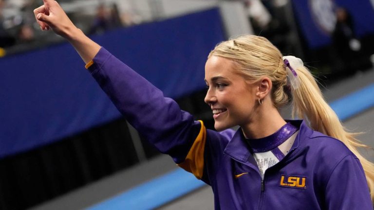 Livvy Dunne and Teammates Celebrate Another SEC Championship