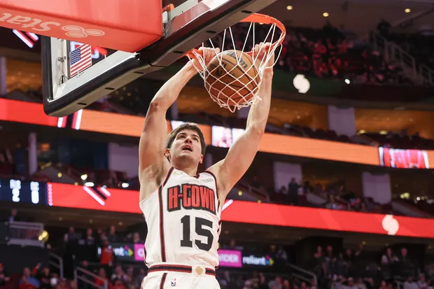 Reed Sheppard out 4+ weeks with thumb injury; recently made history in his first NBA start