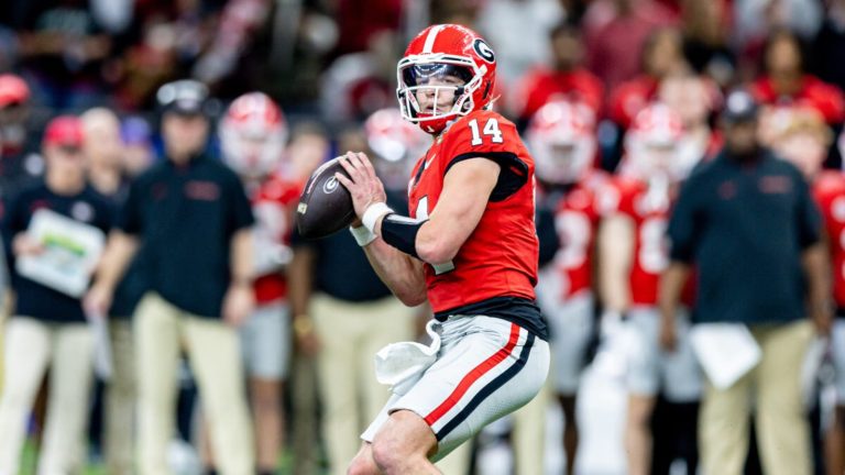 Georgia Bulldogs pushing to steal top tier quarterback recruit away from SEC rivals as Kirby Smart aims to lock in next passer