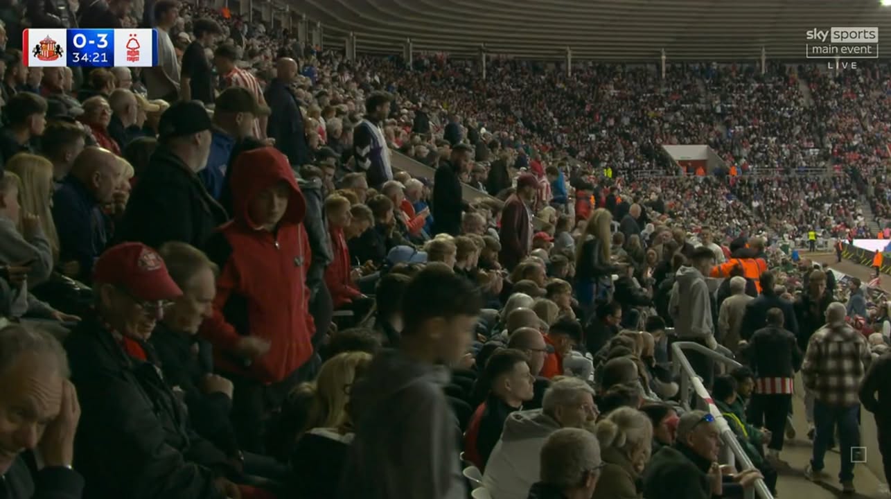 SHOCKER! Sunderland Fans WALK OUT After 4 Goals Before Half Time Disaster